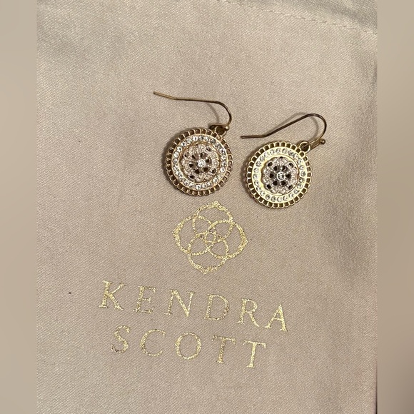 Kendra Scott Necklace and Earring Set - Picture 4 of 4